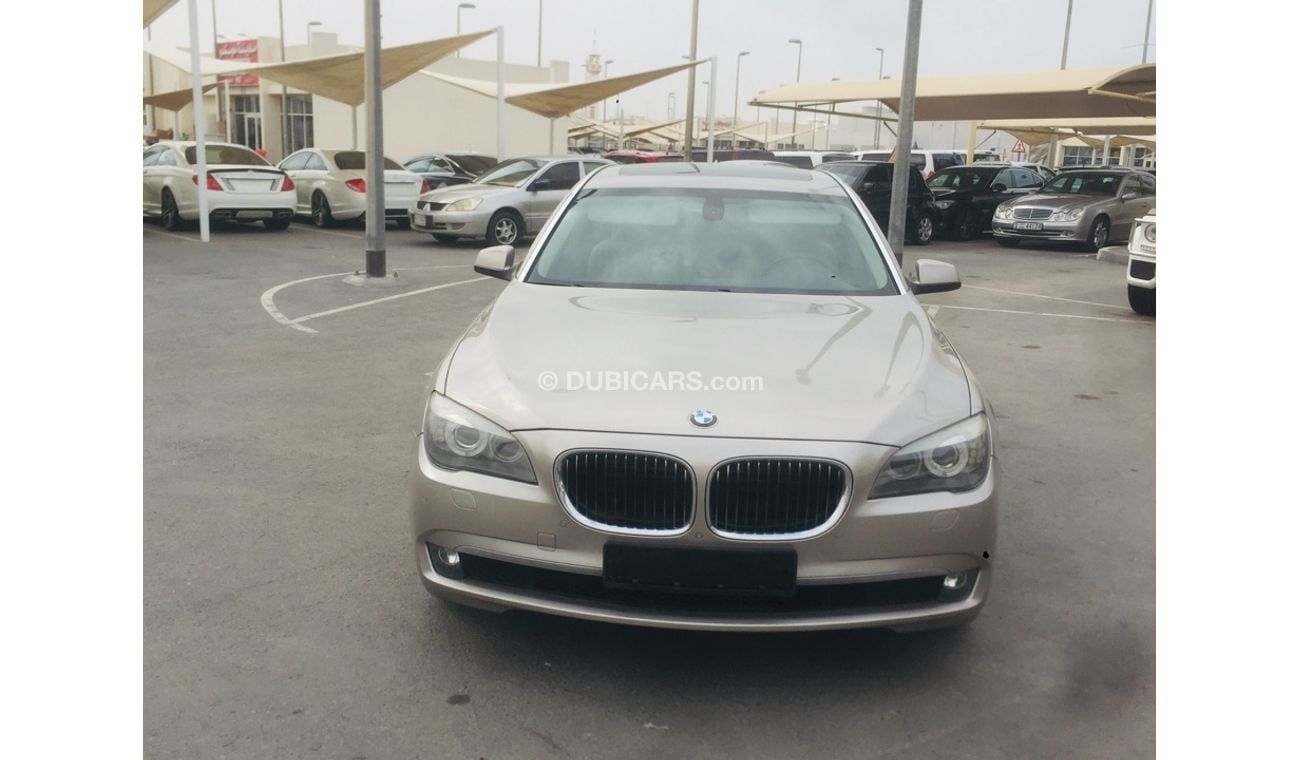 BMW 730Li i model 2012 GCC car prefect condition full service full option low mileage