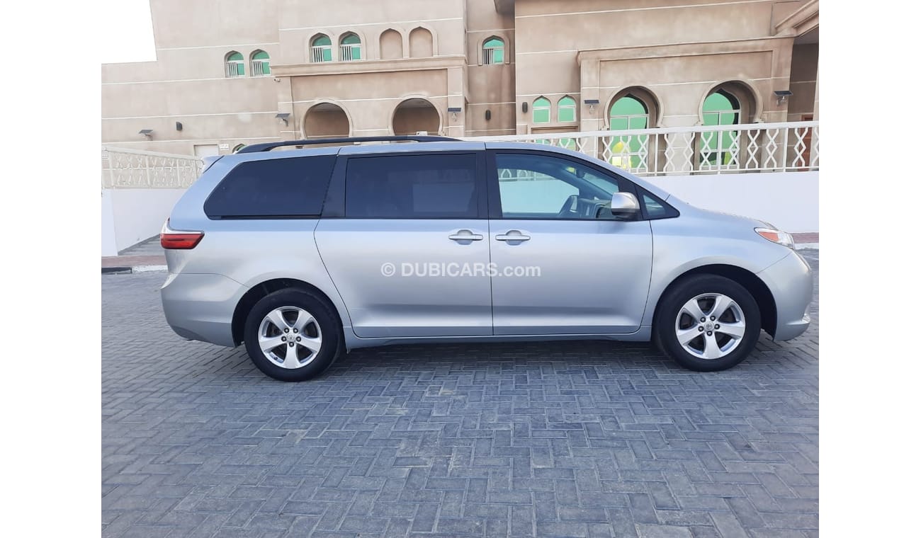 Toyota sienna dubai Toyota sienna dubai