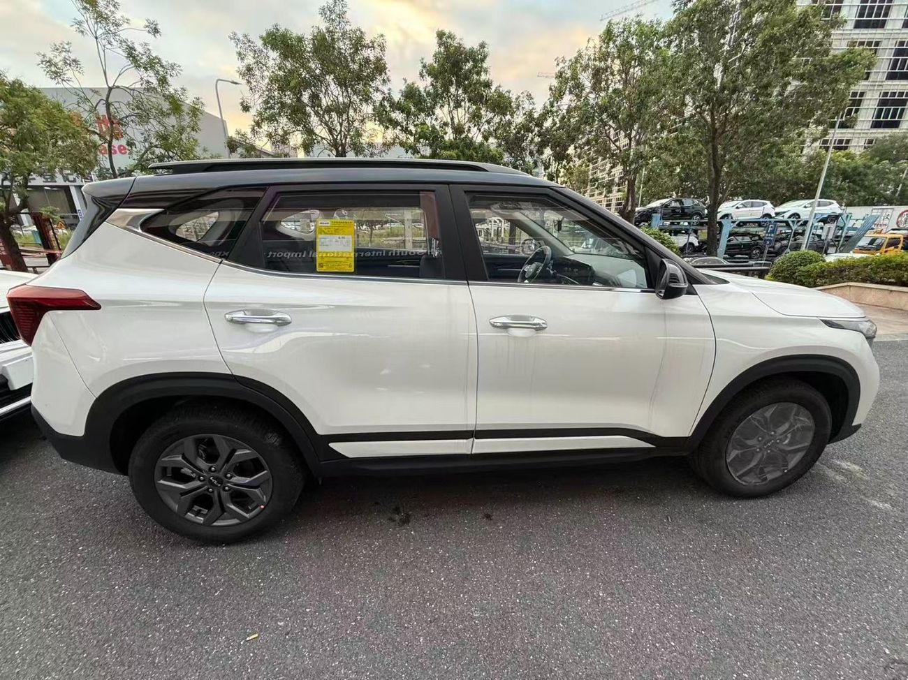 كيا سيلتوس 1.5L IVT Luxury Edition