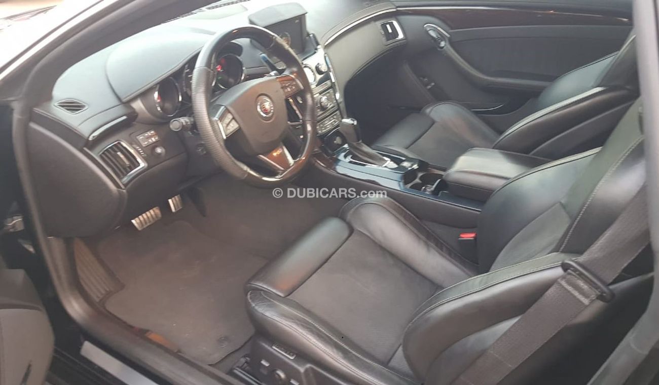 Cadillac CTS Caddillac CTS VS coupe 8 cylinder super charge model 2012  خليجي حاله ممتازه من الداخل والخارج فل مو