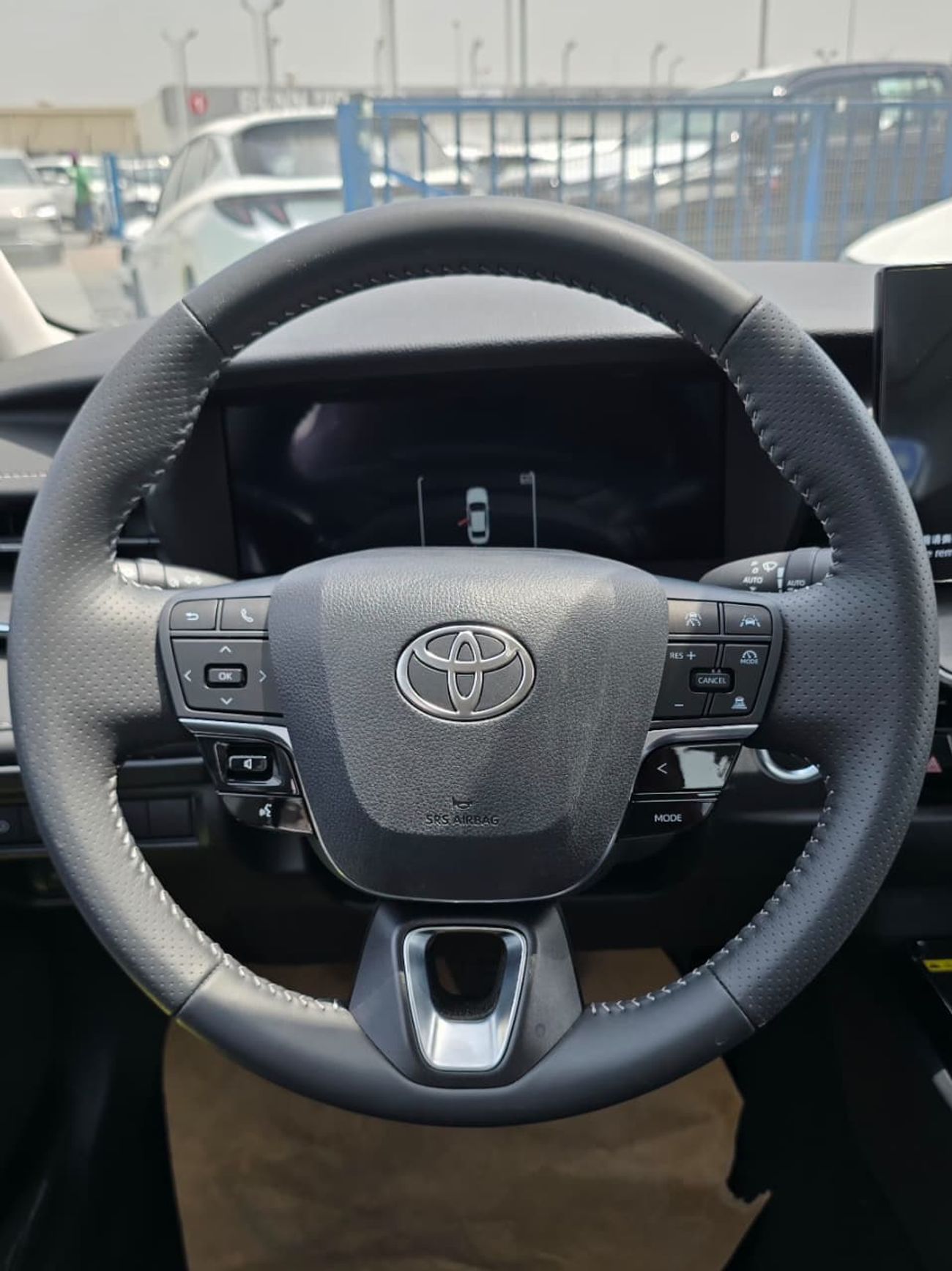 تويوتا كامري GLE 2.5L Hybrid