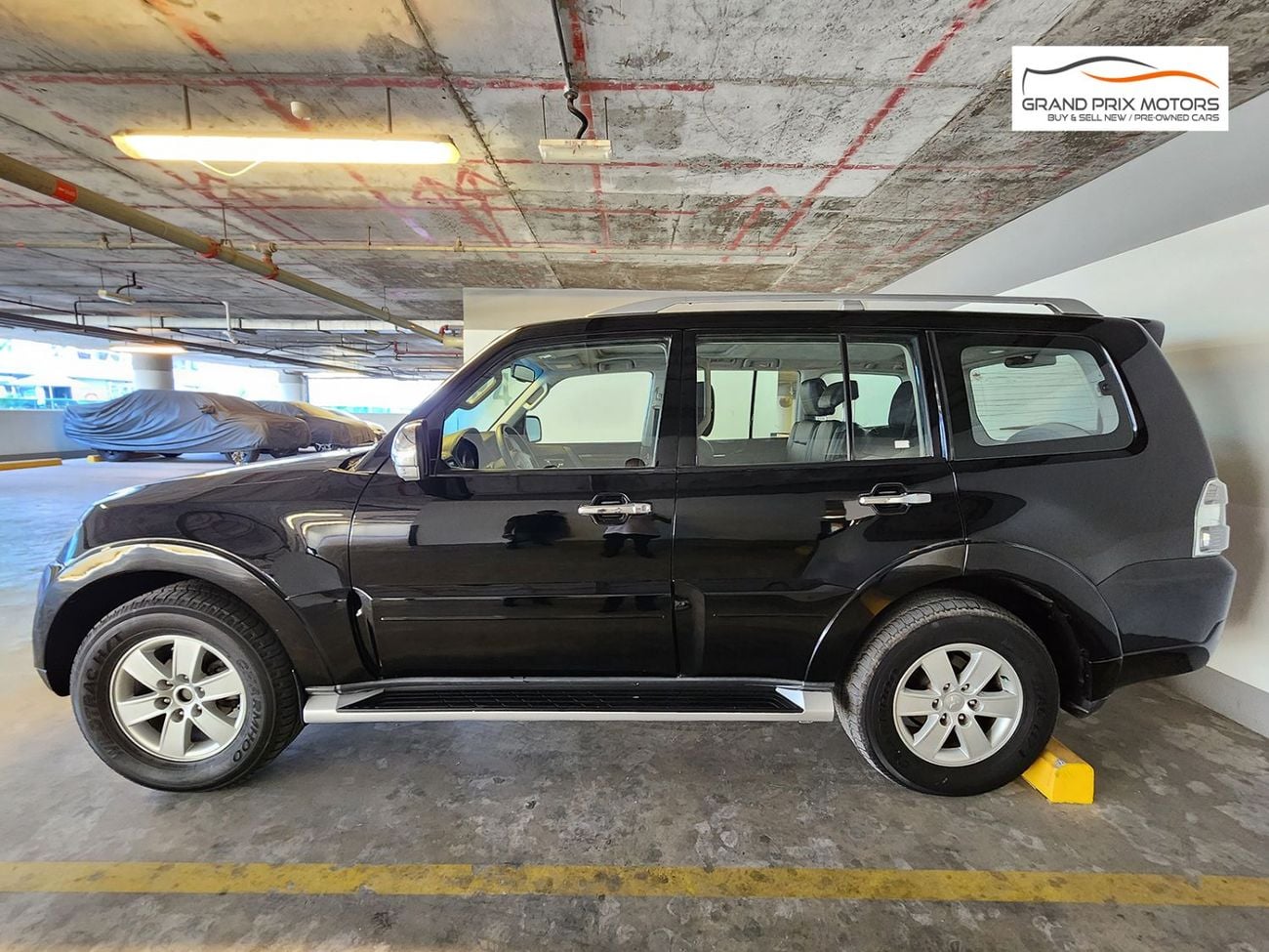 Mitsubishi Pajero GLS LOWLINE