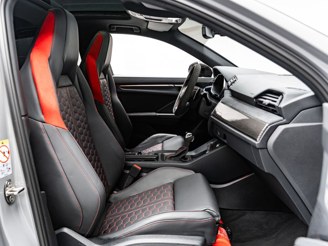 Audi RS Q3 Sportback TFSI quattro 2.5L 2024 Audi RSQ3, 2028 Audi Warranty + Service Contract, Low KMs, GCC