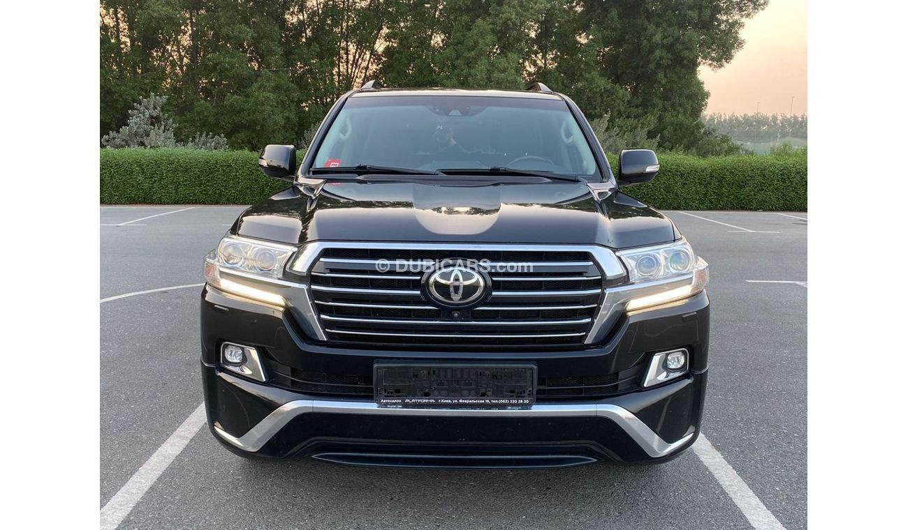 Toyota Land Cruiser Toyota Land Cruiser VXR 2016 V8 5.6L Diesel Orginall Paint - Perfect condition - Full Options