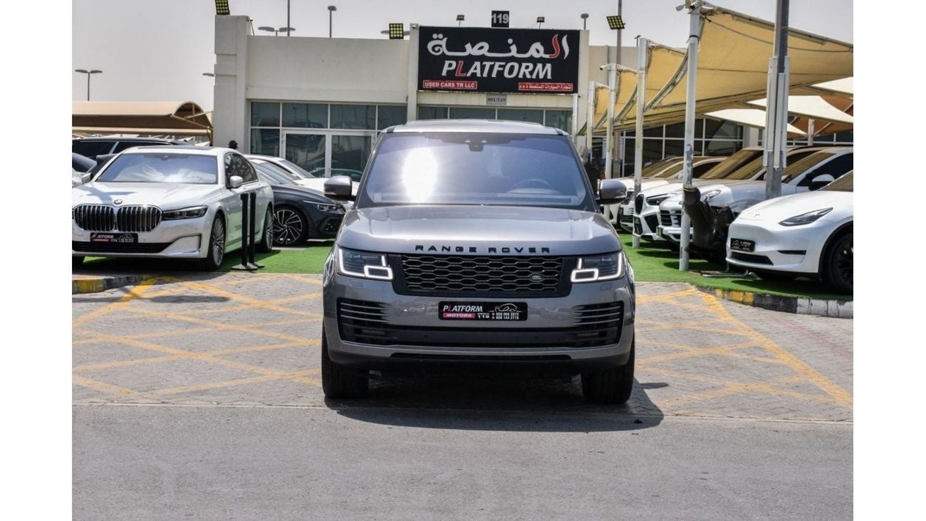 Land Rover Range Rover Range rover vouge V6 super charge  Gcc specs Model 2021 Original paint no accident