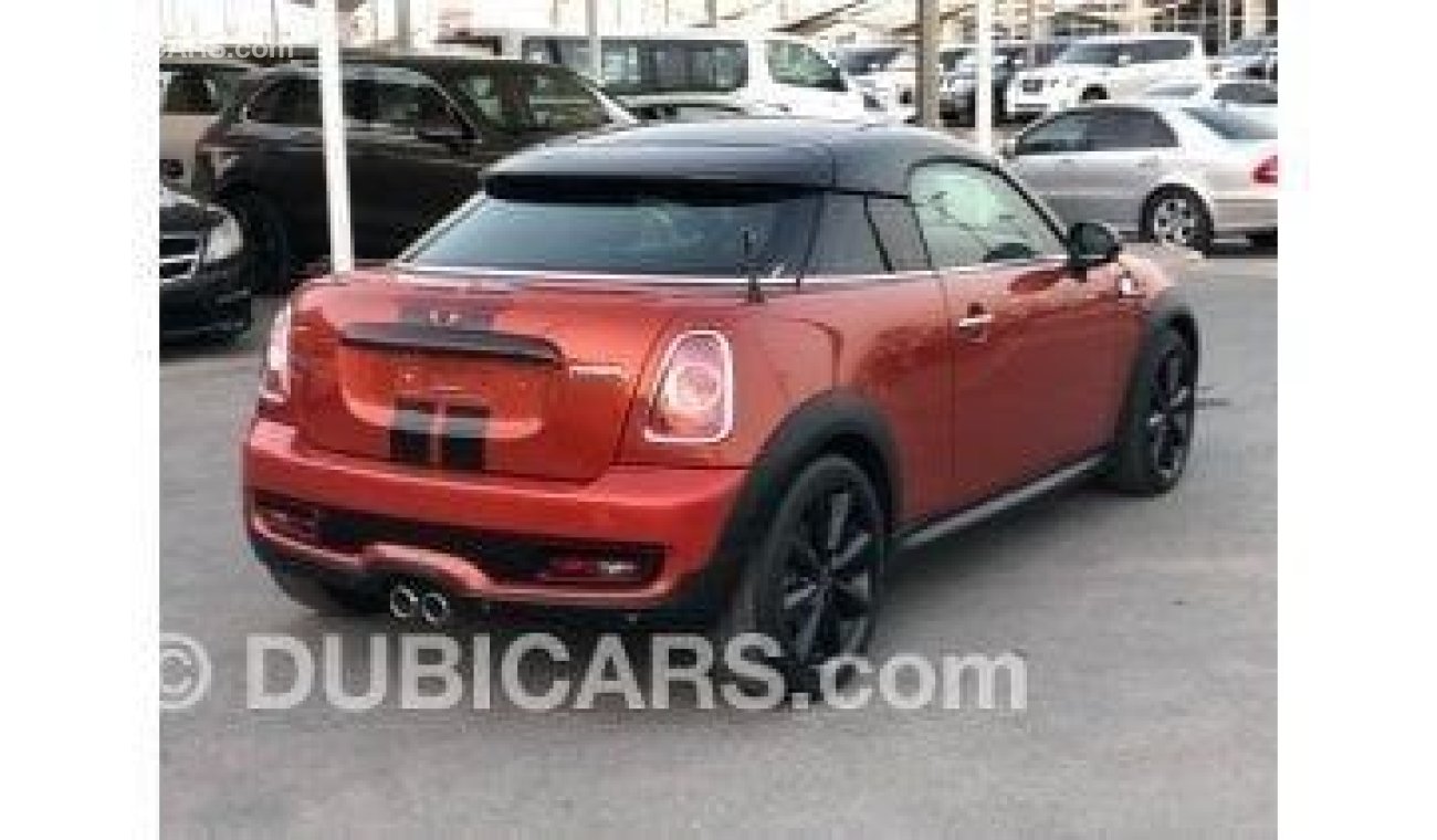 Mini Cooper Coupé 2014 model, excellent condition inside and out, full specifications, leather sea