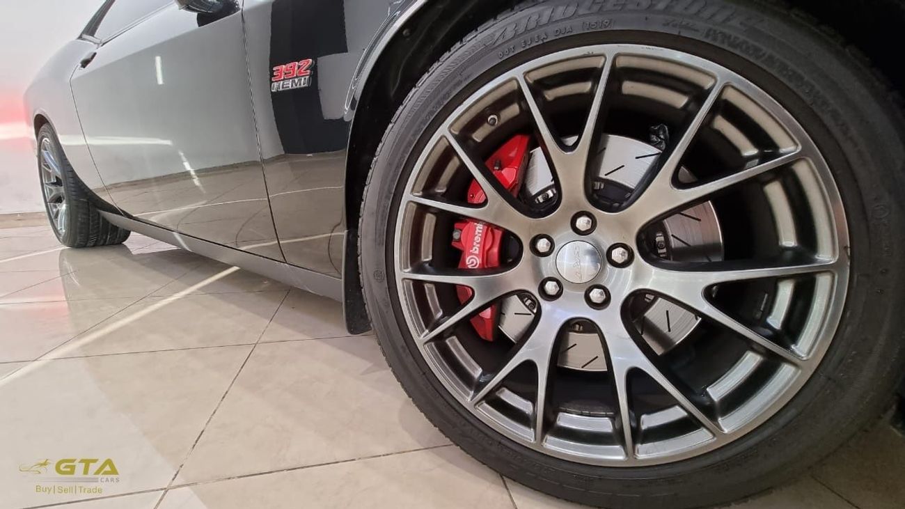 Dodge Challenger 2016 Dodge Challenger SRT8 Hellcat, Dodge Warranty, Full Service History, Very Low KMs, GCC