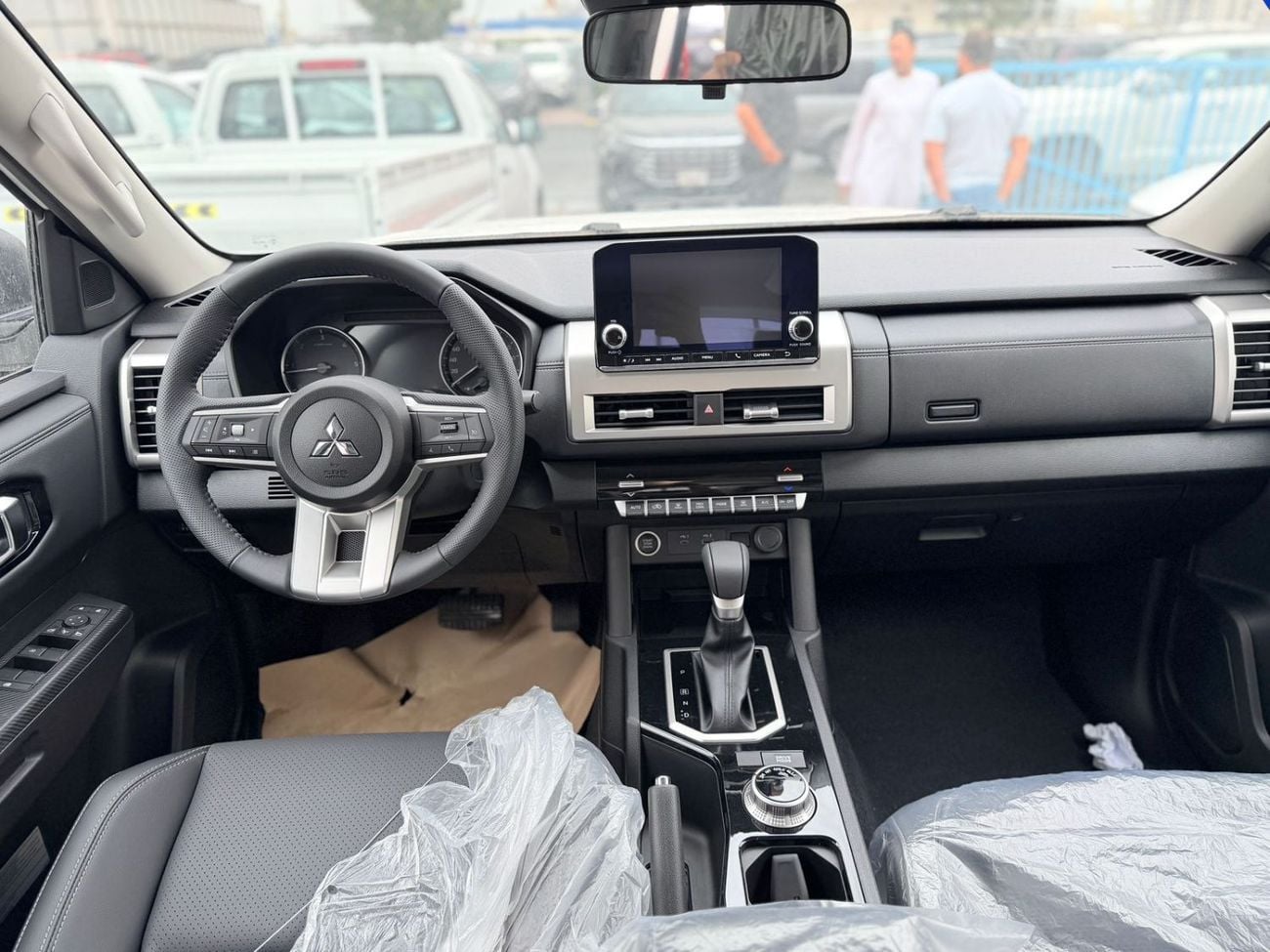 ميتسوبيشي L200 GL SPORTARO AUTAMTIC DESEIL