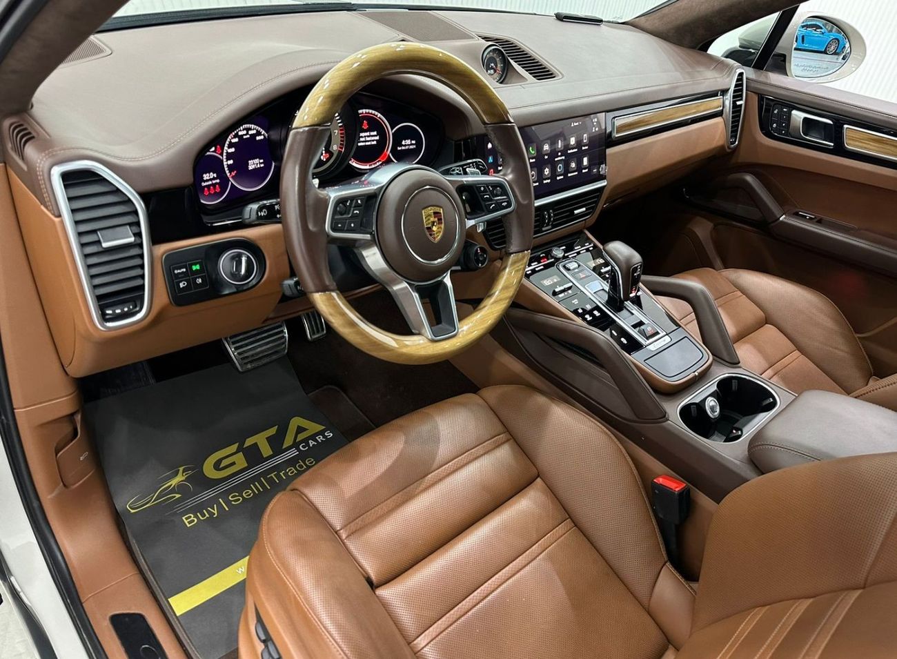 بورش كايان 2022 Porsche Cayenne GTS Coupe, Aug 2025 Porsche Warranty, Recent Service, Low Kms, GCC