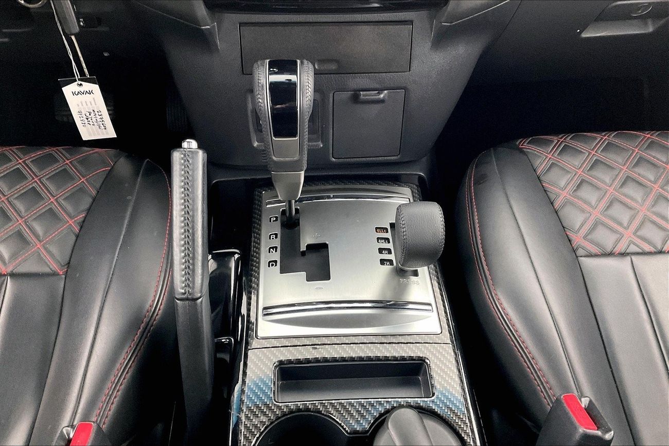 ميتسوبيشي باجيرو Signature Edition | شامل الضمان | 0 ﺪﻔﻋﺓ ﺃﻮﻟﻯ