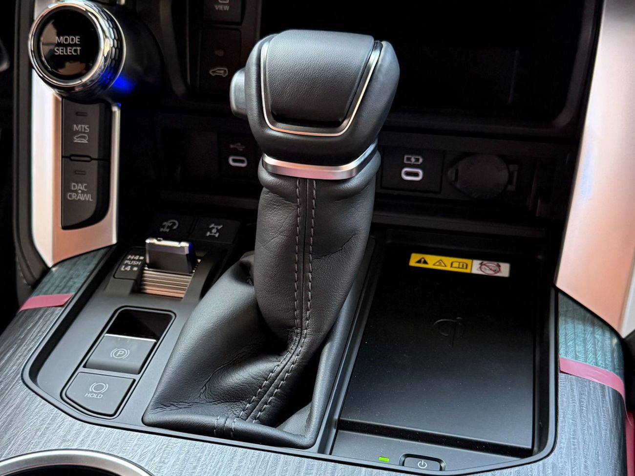 Toyota Land Cruiser 2026 TOYOTA LAND CRUISER GR SPORT 3.5 TWIN TURBO **EXPORT ONLY**التصدير فقط خارج الخليج***