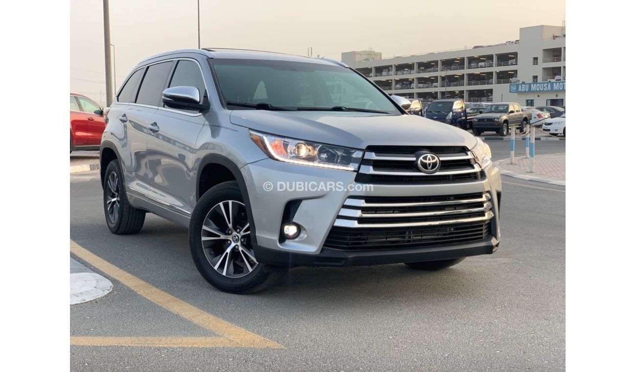 Toyota Highlander XLE LIMITED EDITION FULL OPTION 3.5L V6 2016 AMERICAN SPECIFICATION