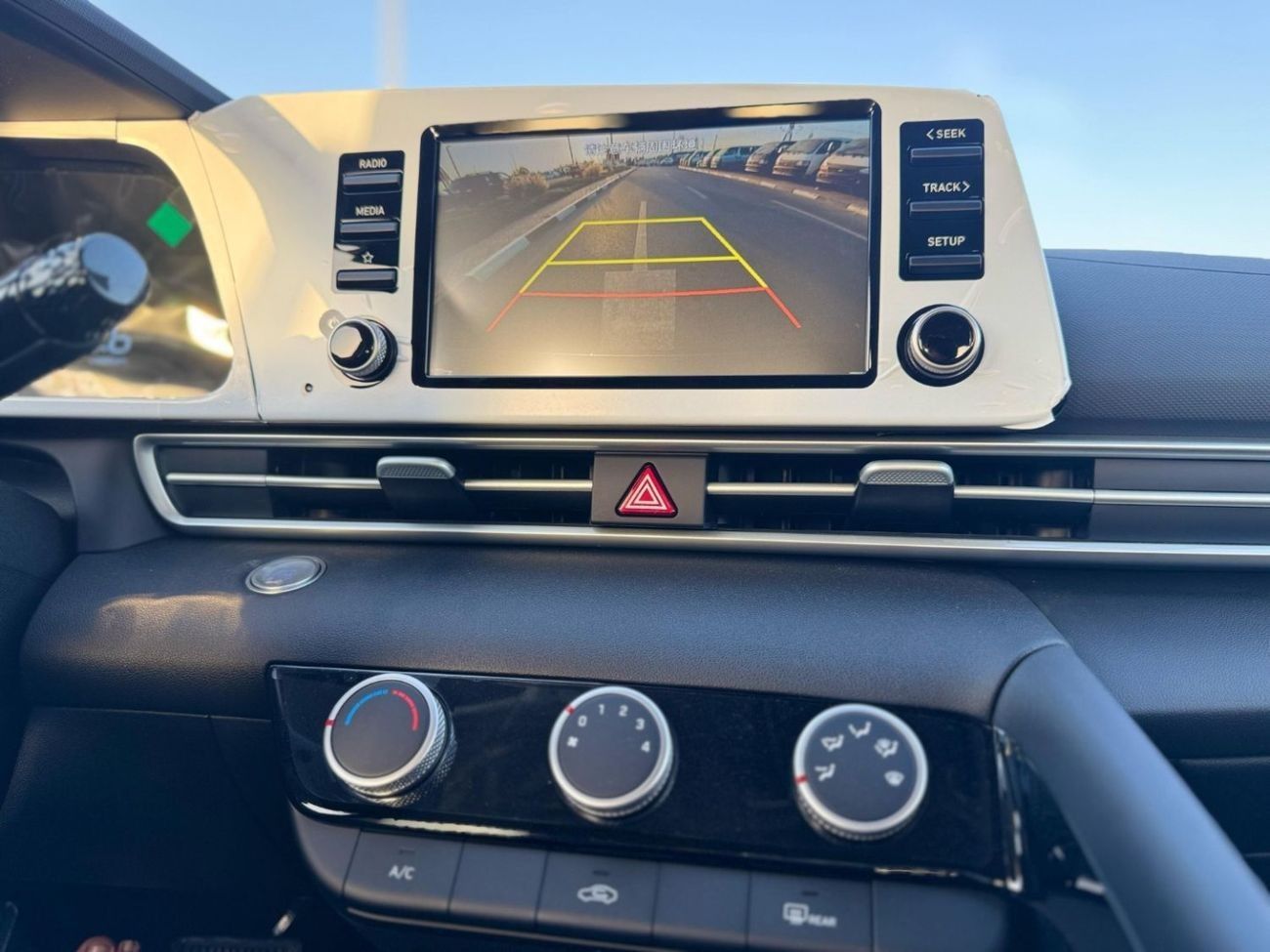 هيونداي إلانترا HYUNDA ELENTRA 1.5L MY2025