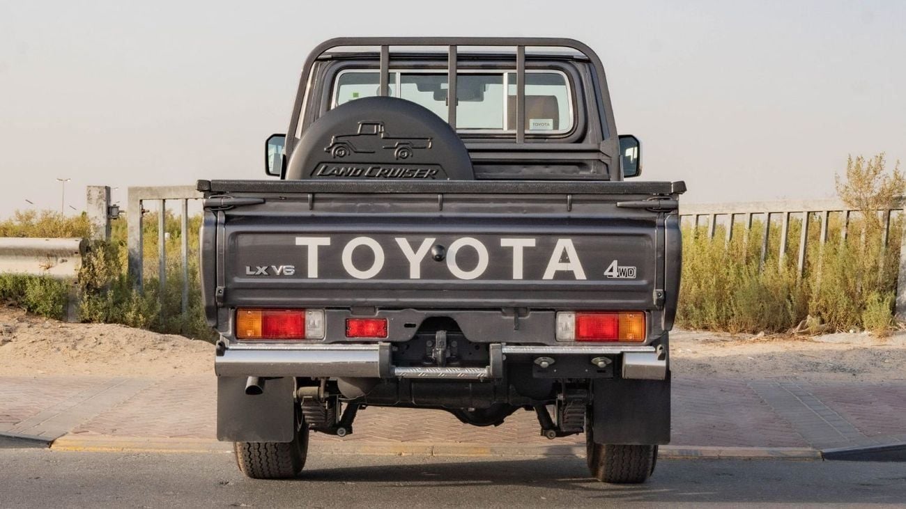 تويوتا لاند كروزر بيك آب 2025 Toyota Land Cruiser LC 79 4.0L AT Petrol (Gray)
