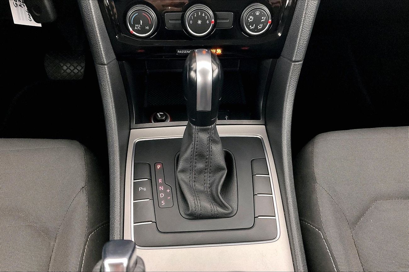 Jeep Wrangler Sahara Plus Unlimited | 1 year free warranty | 0 Down Payment