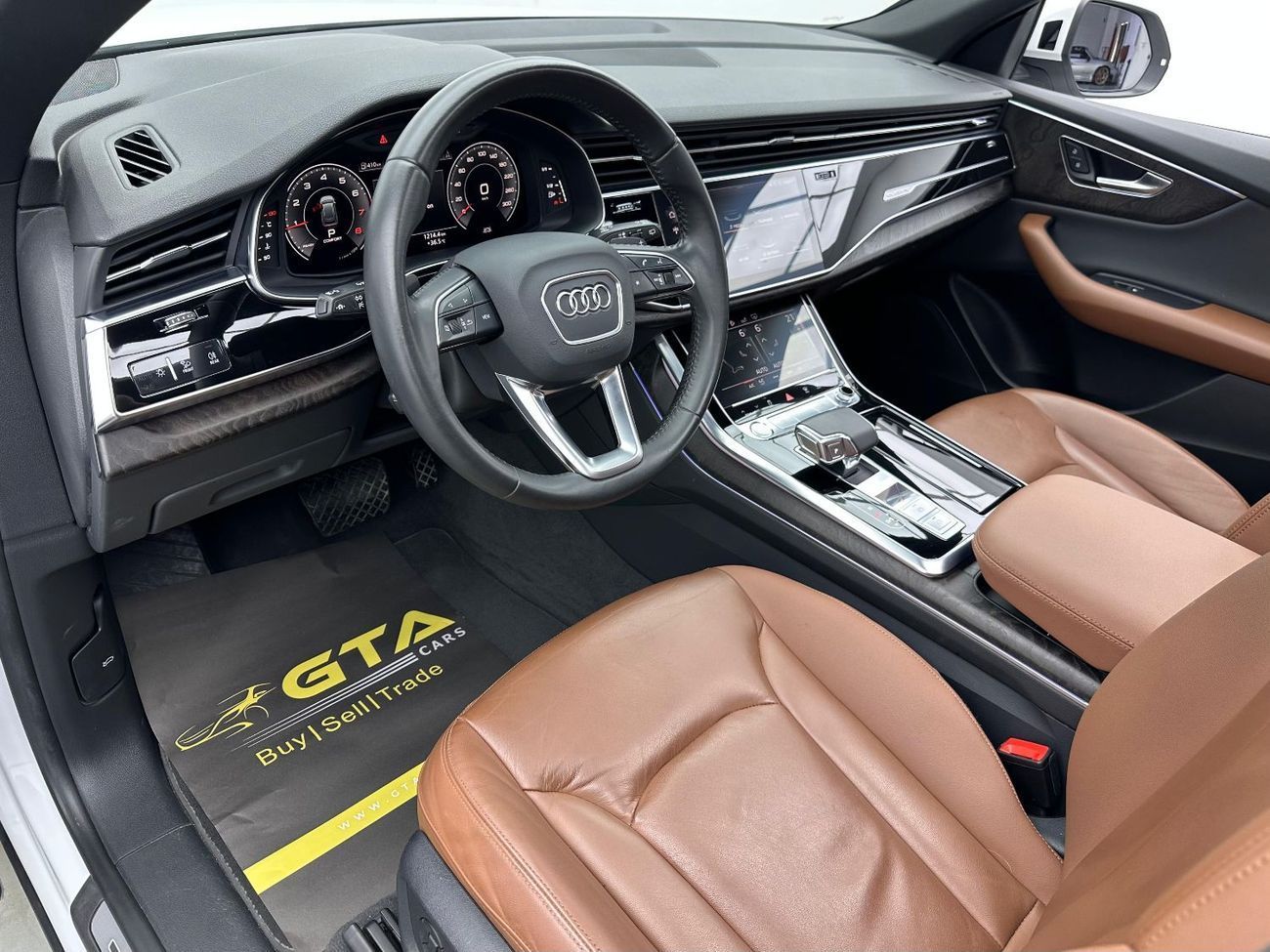 Audi Q8 55 TFSI quattro S-Line 3.0L (340 HP) 2020 Audi Q8 S-Line 55TFSI Quattro, Warranty, 2027 Audi Service