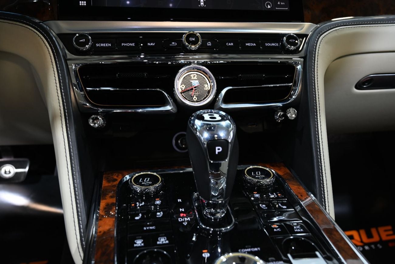 Bentley Flying Spur W12 2020 Bentley Flying Spur, Full Agency Service History, 1 Year Warranty, Excellent Condition, GCC
