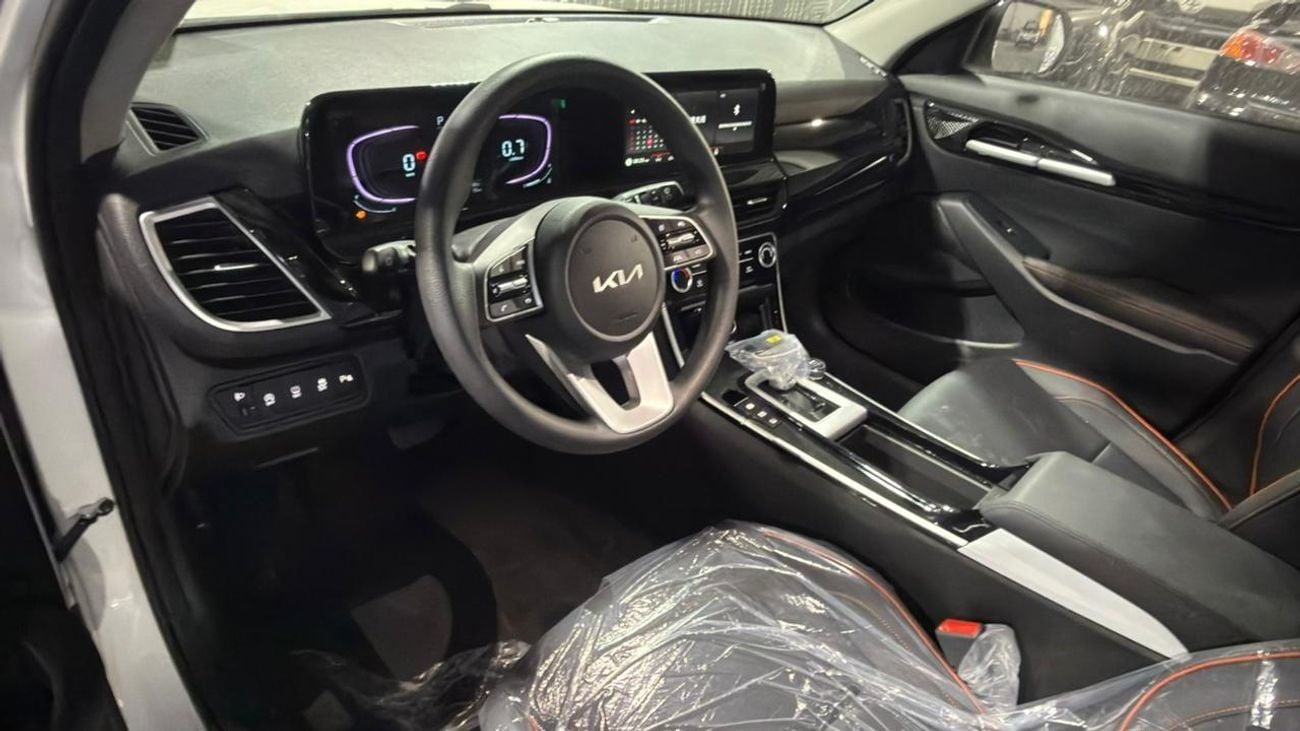 Kia Seltos 1.5 L AUTOMATIC. PETROL SUV/CROSSOVER/FRONT WHEEL