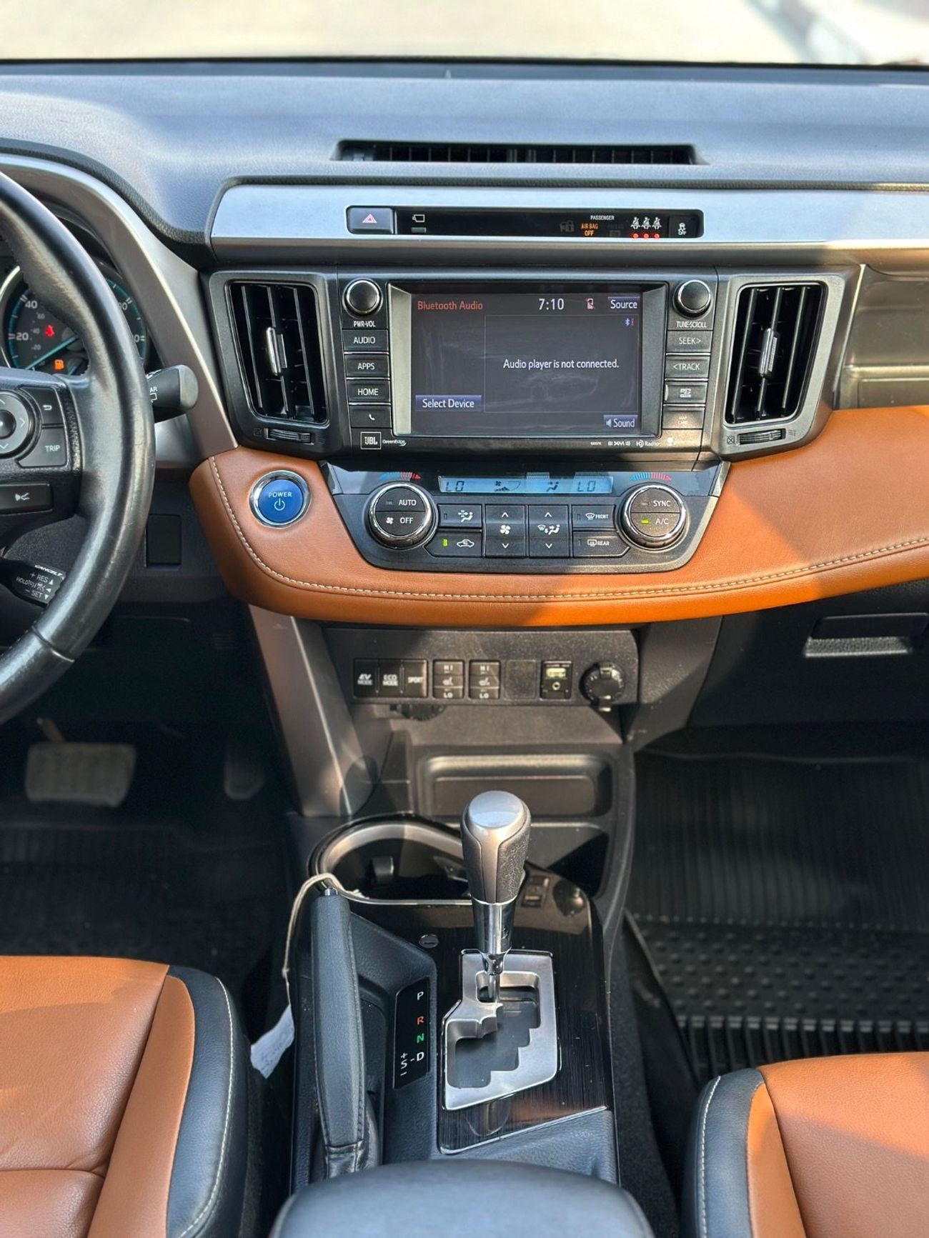 تويوتا راف ٤ LTD 2.5L