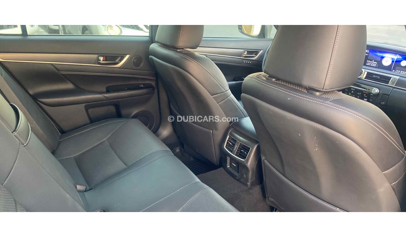 لكزس GS 350 Full option F sport