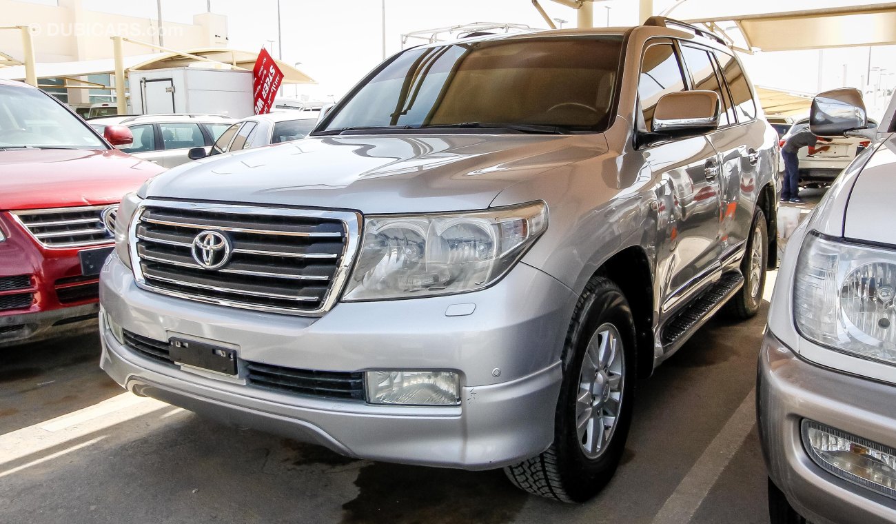 Toyota Land Cruiser VXR V8