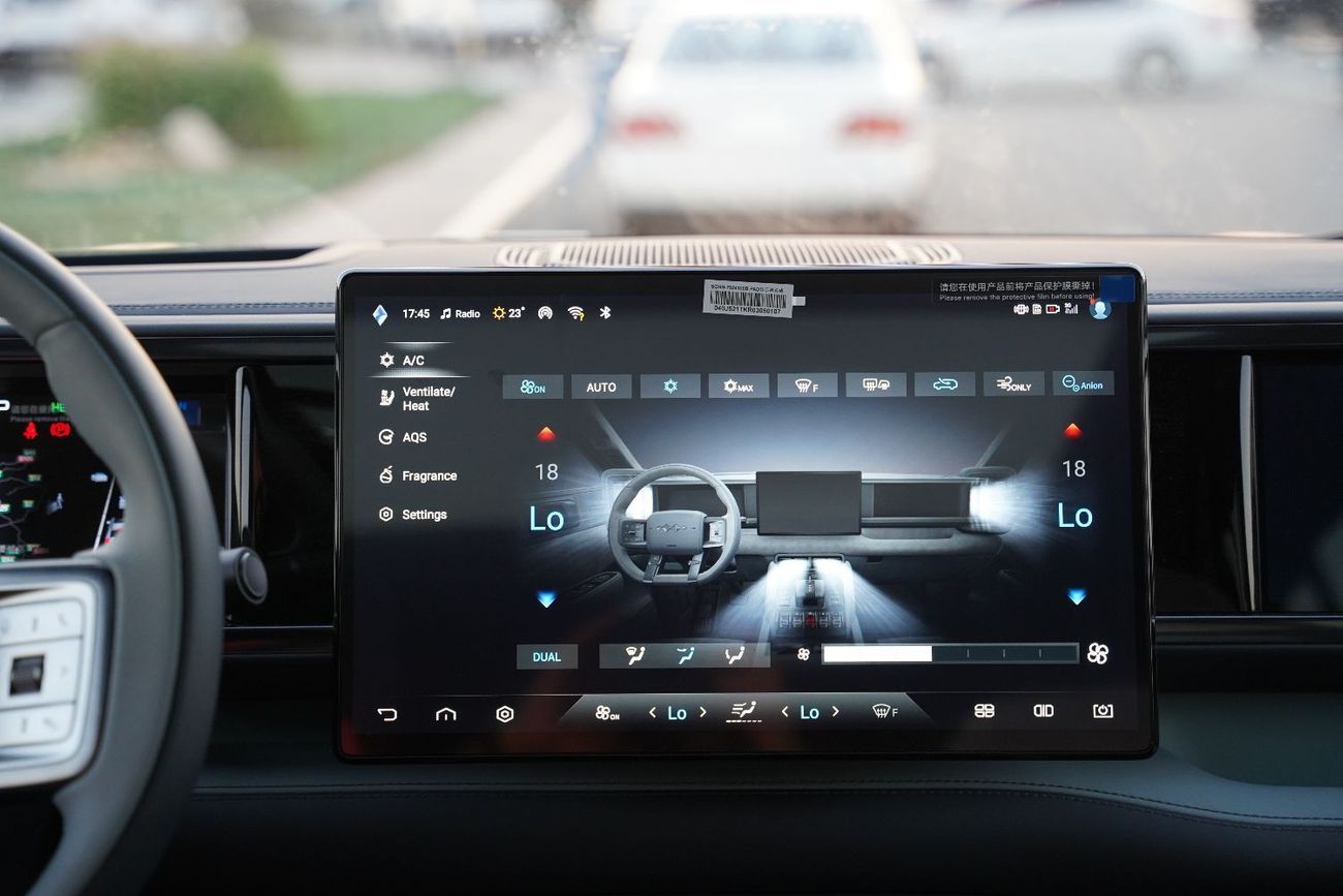 BYD Leopard 5 2025 BYD Leopard 5 Ultra Intelligent Drive Gray in Blue 0km