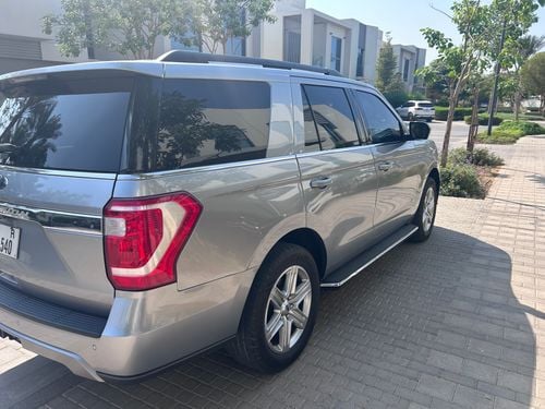 فورد إكسبيديشن XLT