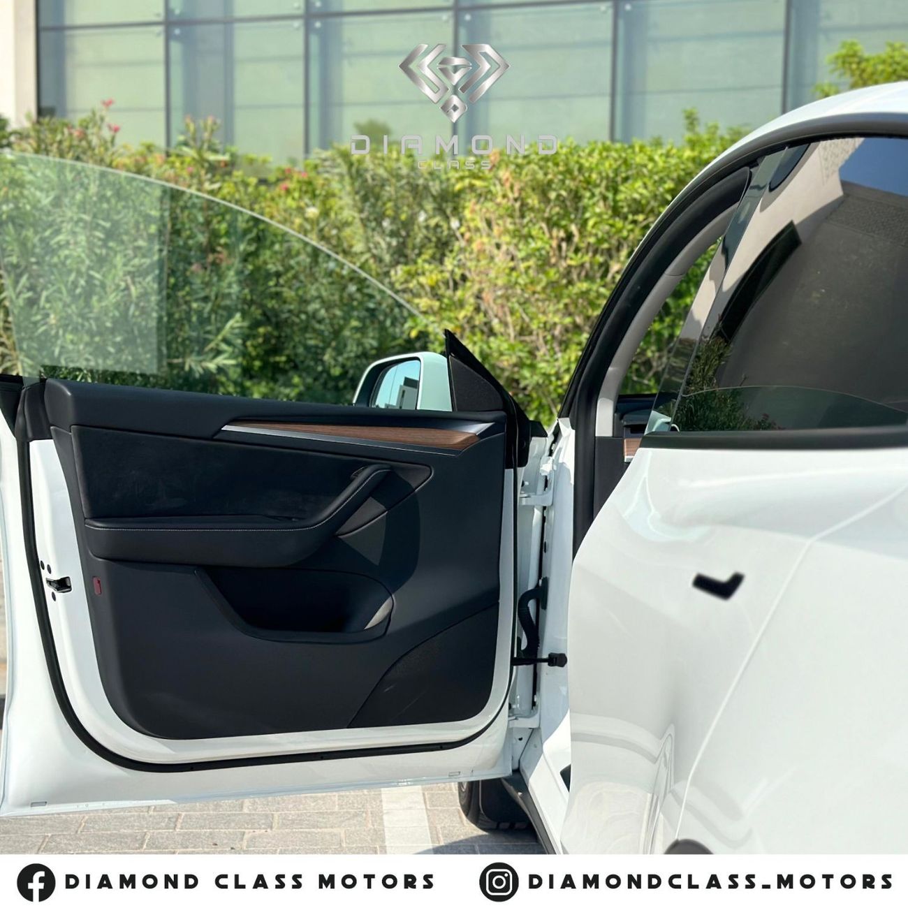 Tesla Model Y Tesla Model Y  Auto Pilot  2023 GCC 3,400 KM 169,000 AED Under Warranty from Tesla  Additional acces