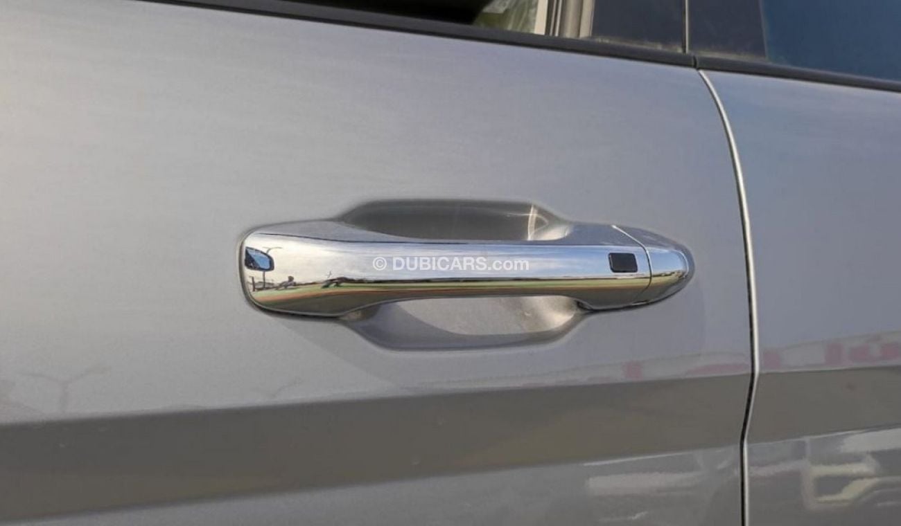 Hyundai Creta 2023 Automatic 1.5L petrol FWD 4 CYL Silver color.. only for Export