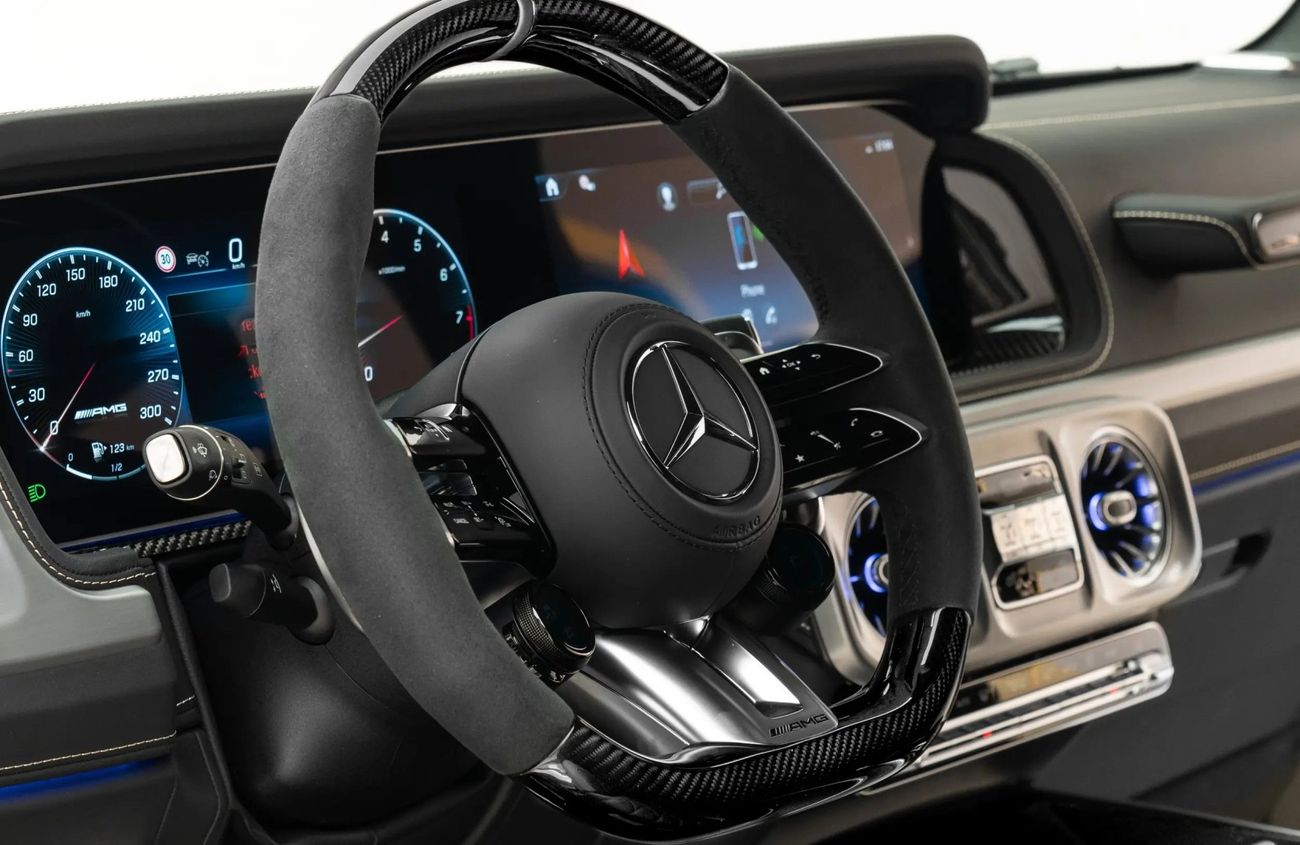 Mercedes-Benz G 63 AMG 4.0L V8 Twin-Turbocharged Engine + eMotor