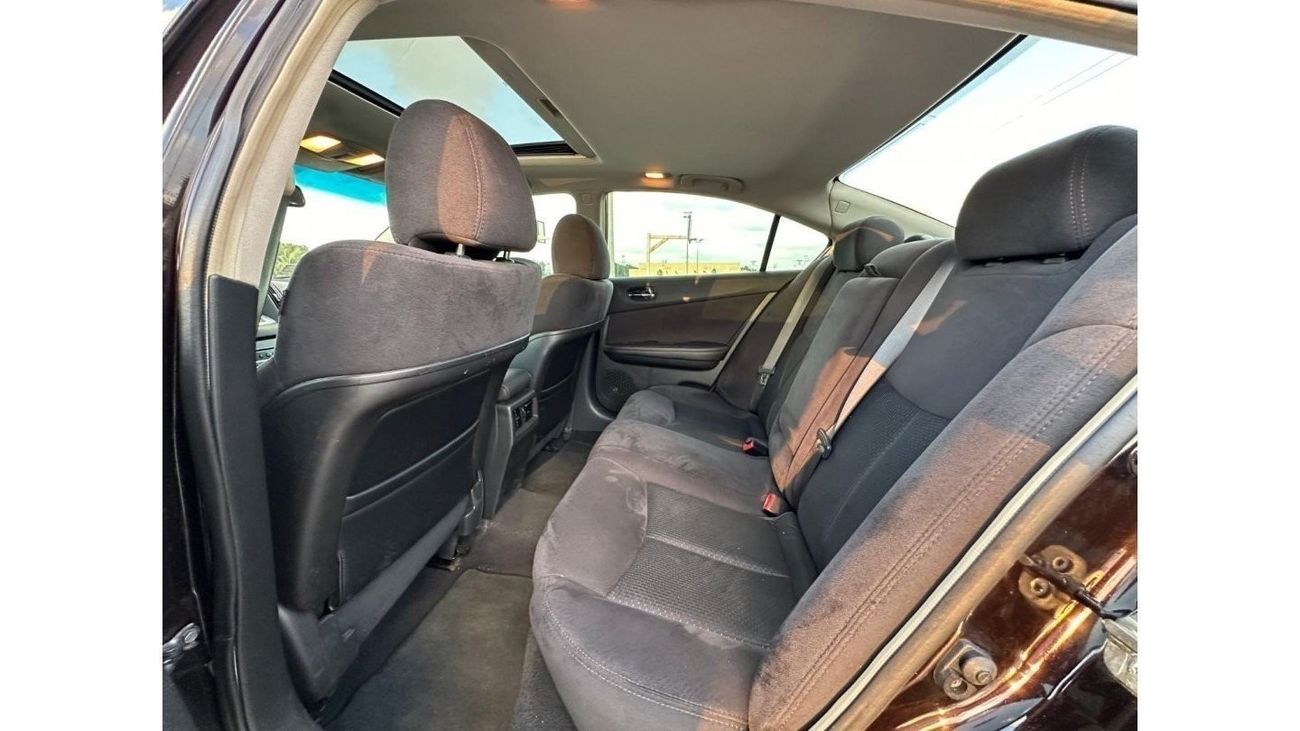 نيسان ماكسيما SE