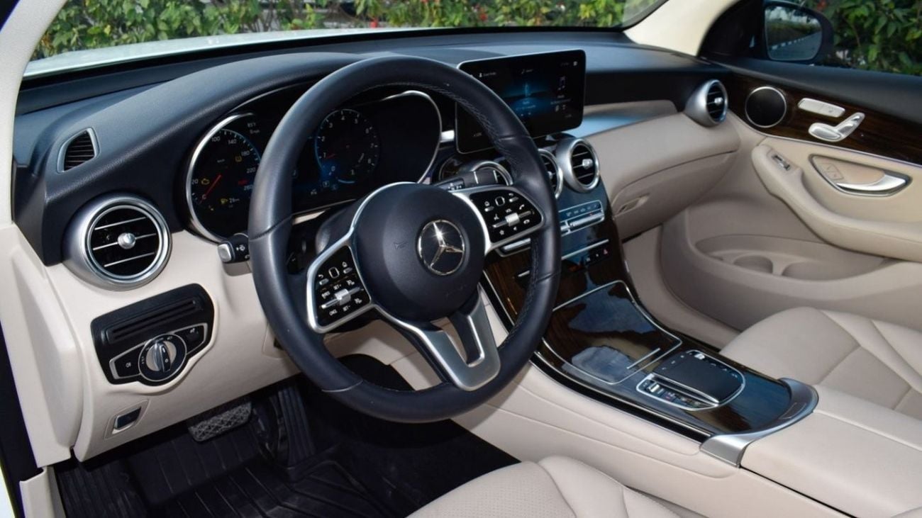 Mercedes-Benz GLC 300 4MATIC Mercedes GLC300 AMG / 2022 / USA