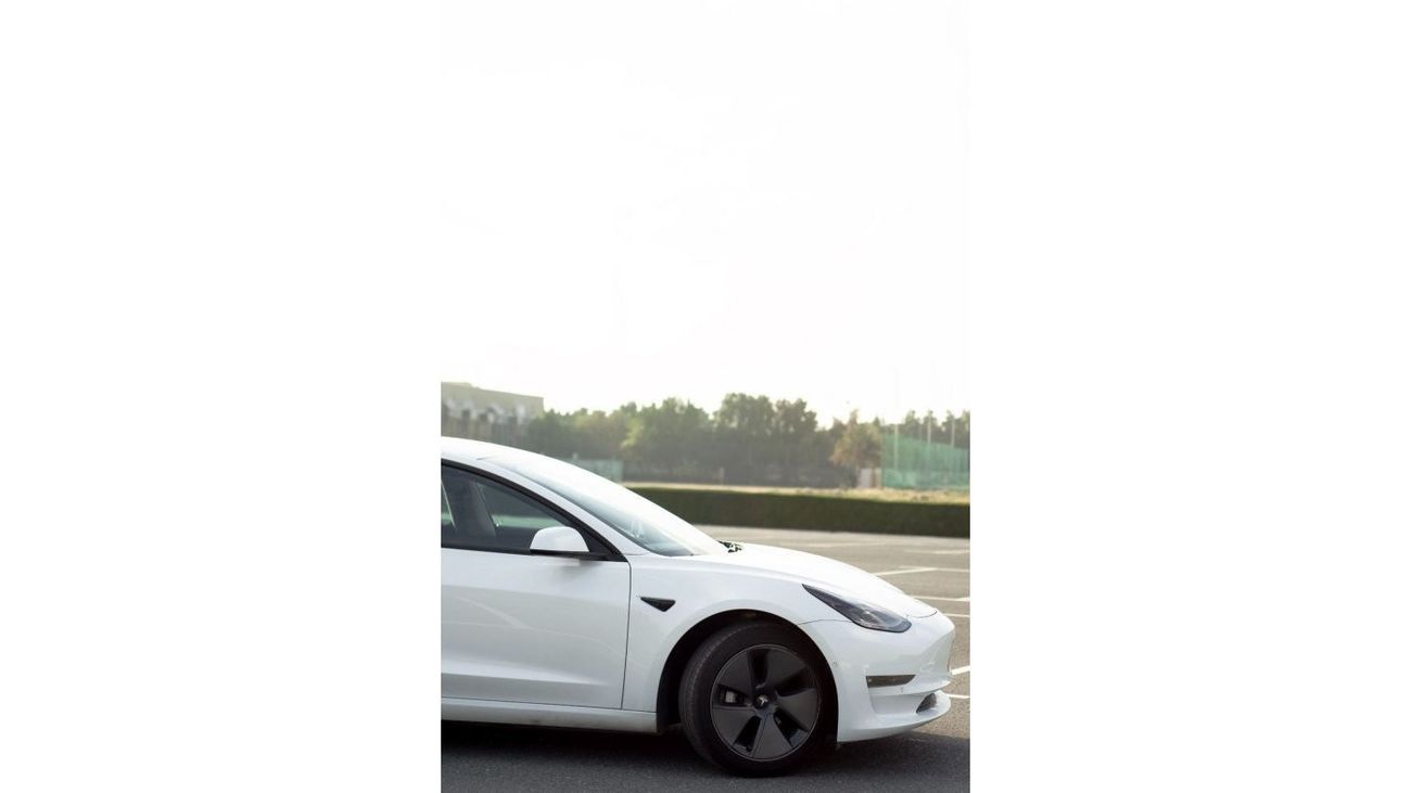 Tesla Model 3 usa All Wheel Drive