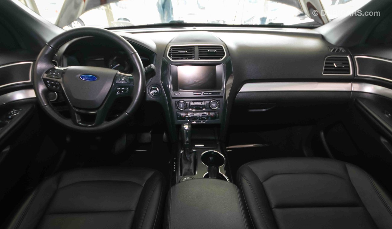 Ford Explorer XLT 4WD