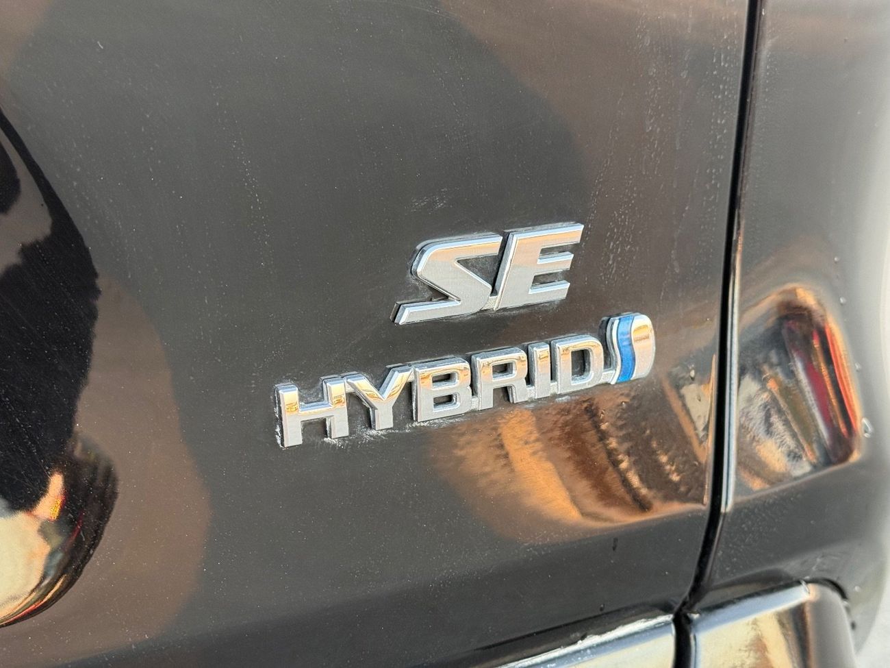 تويوتا راف ٤ 2022 TOYOTA RAV4 SE HYBRID 4x4 FULL OPTIONS IMPORTED FROM USA