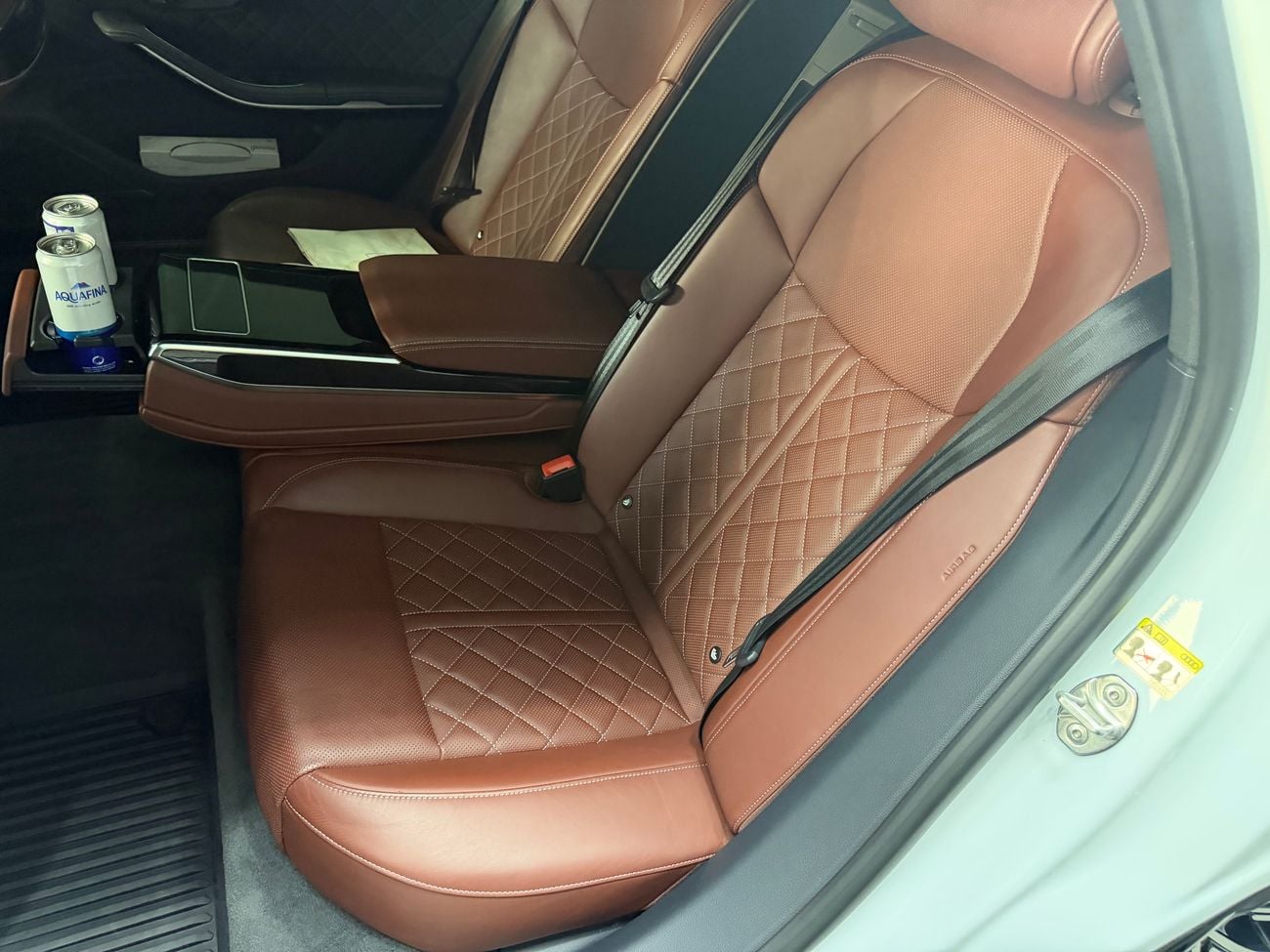 Audi S8 full option