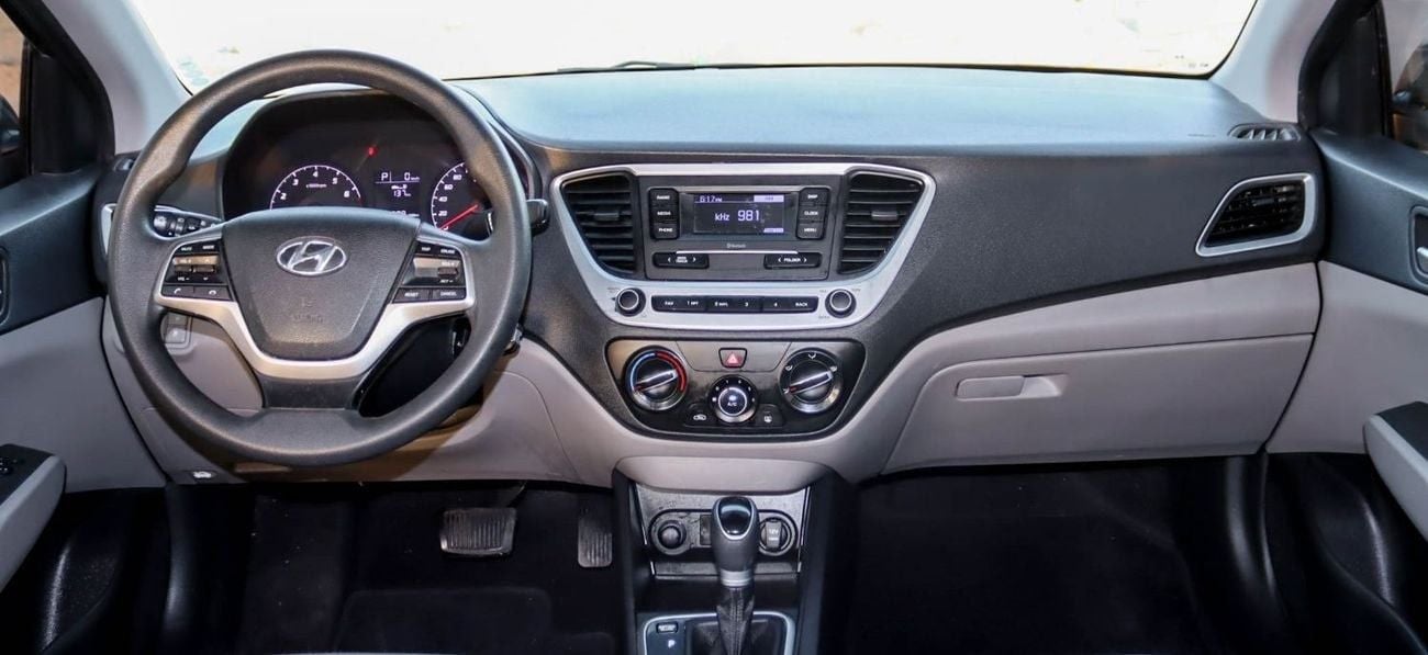 هيونداي أكسنت Base 1.6L (123 HP) Hyundai Accent 2021 GCC 1.6 L accident-free,  in excellent condition, 615 P.M