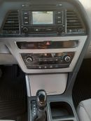 Hyundai Sonata SE HYUNDAI SONATA MODEL 2015 GCC VERY GOOD CONDITION