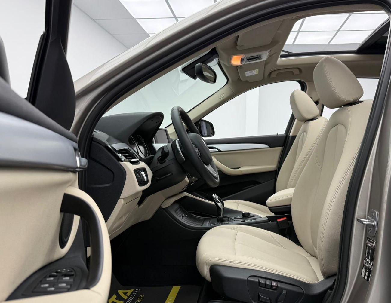 BMW X1 2022 BMW X1 sDrive20i, 2027 BMW Warranty + Service Pack, Full BMW Service History, Low km, GCC