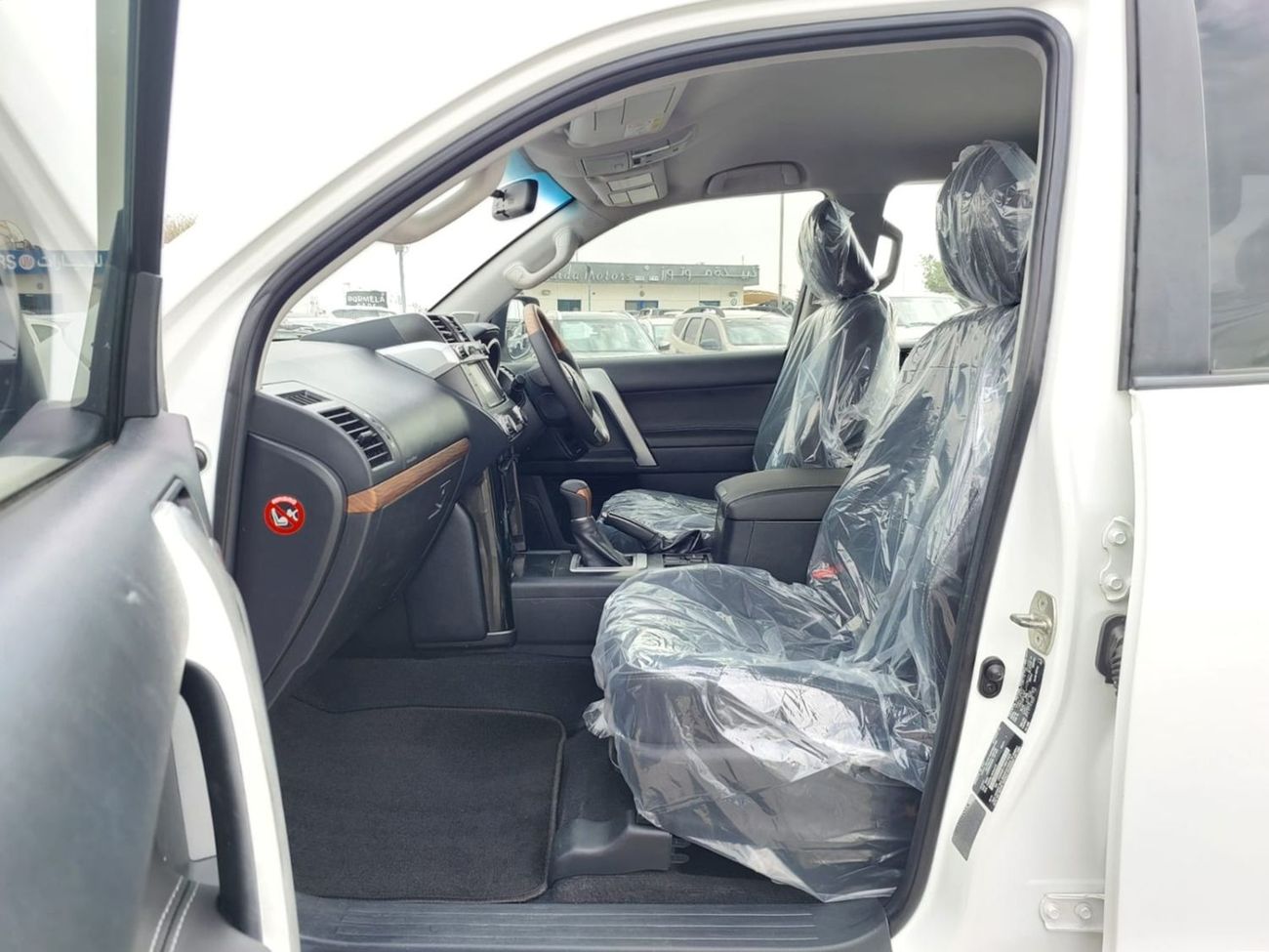 Toyota Land Cruiser TOYOTA LAND CRUISER PRADO SUV RHD 2016 MODEL 2.8 L DIESEL AUTOMATIC(PM18328)