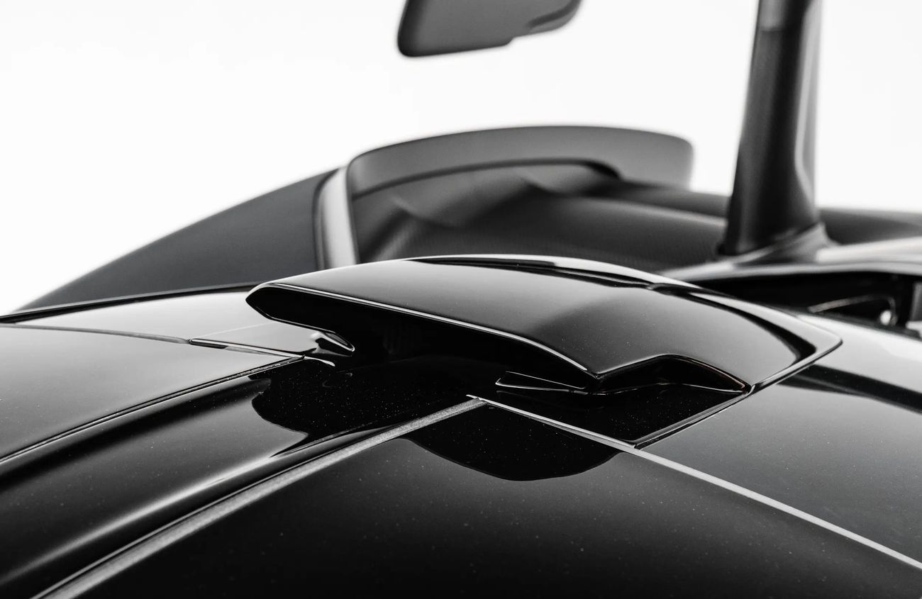 مكلارين سينا 4.0L V8 Twin-Turbocharged Engine