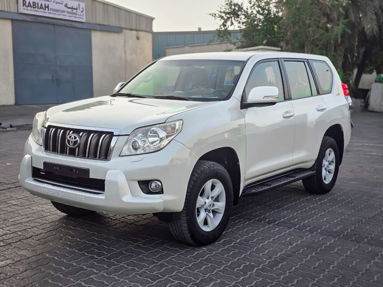 Toyota Prado PETROL ,2.7 LITER ,LEFT HAND DRIVE  ONLY FOR EXPORT