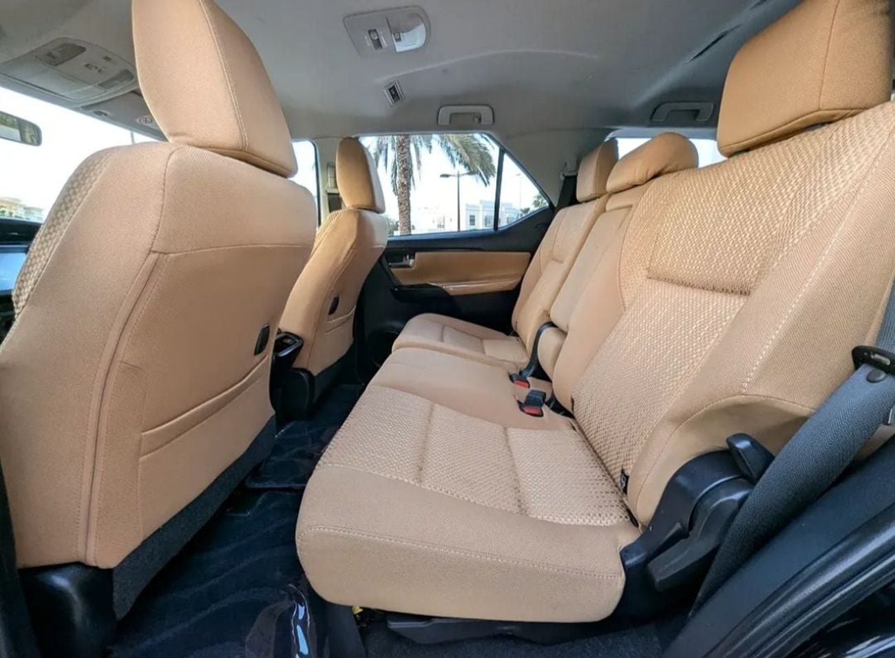 Toyota Fortuner Toyota Fortuner 2023model 2.4 v4 Diesel Engine Colour Black Key start Transmission Automatic Interio
