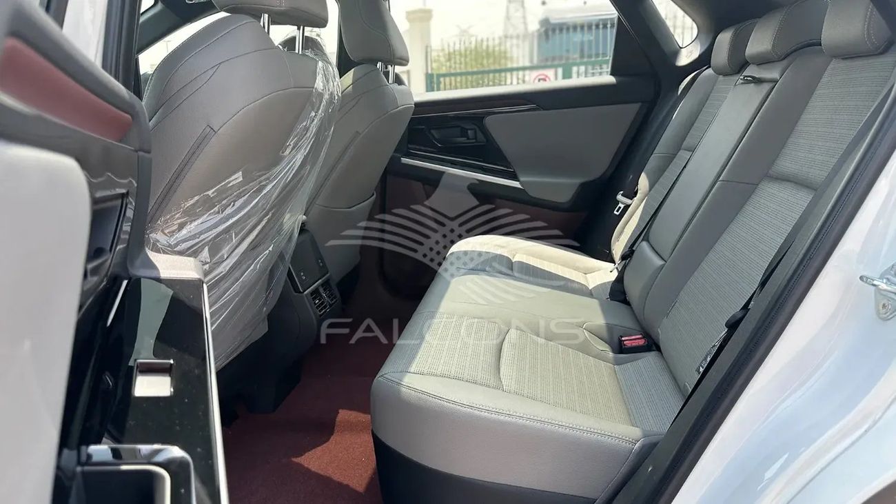 تويوتا bZ4X Toyota BZ4X 2WD 615 MAX EV 2024 • Electric • Automatic