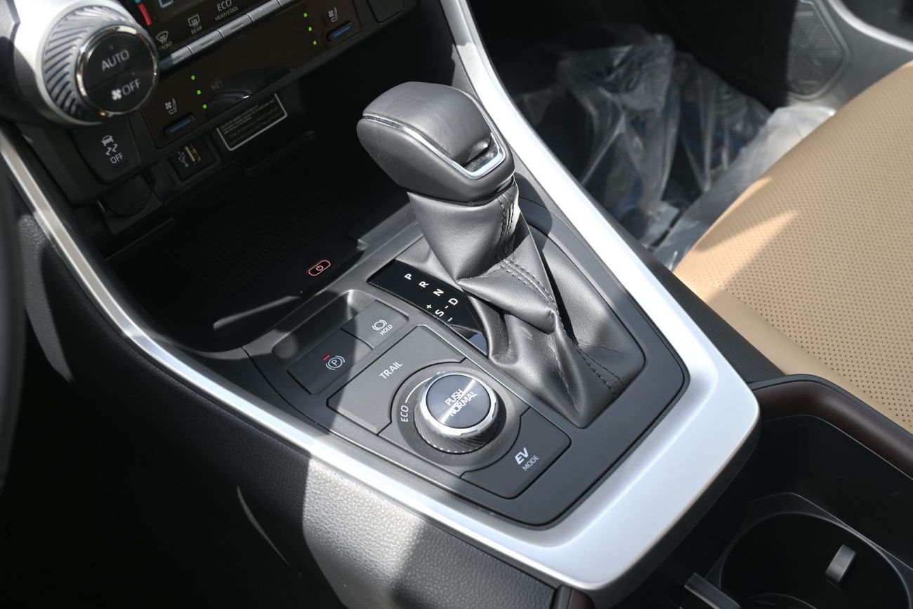 Toyota RAV4 Toyota RAV4 Limited 2.5L Hybrid, AWD, Model 2025 Color Silver