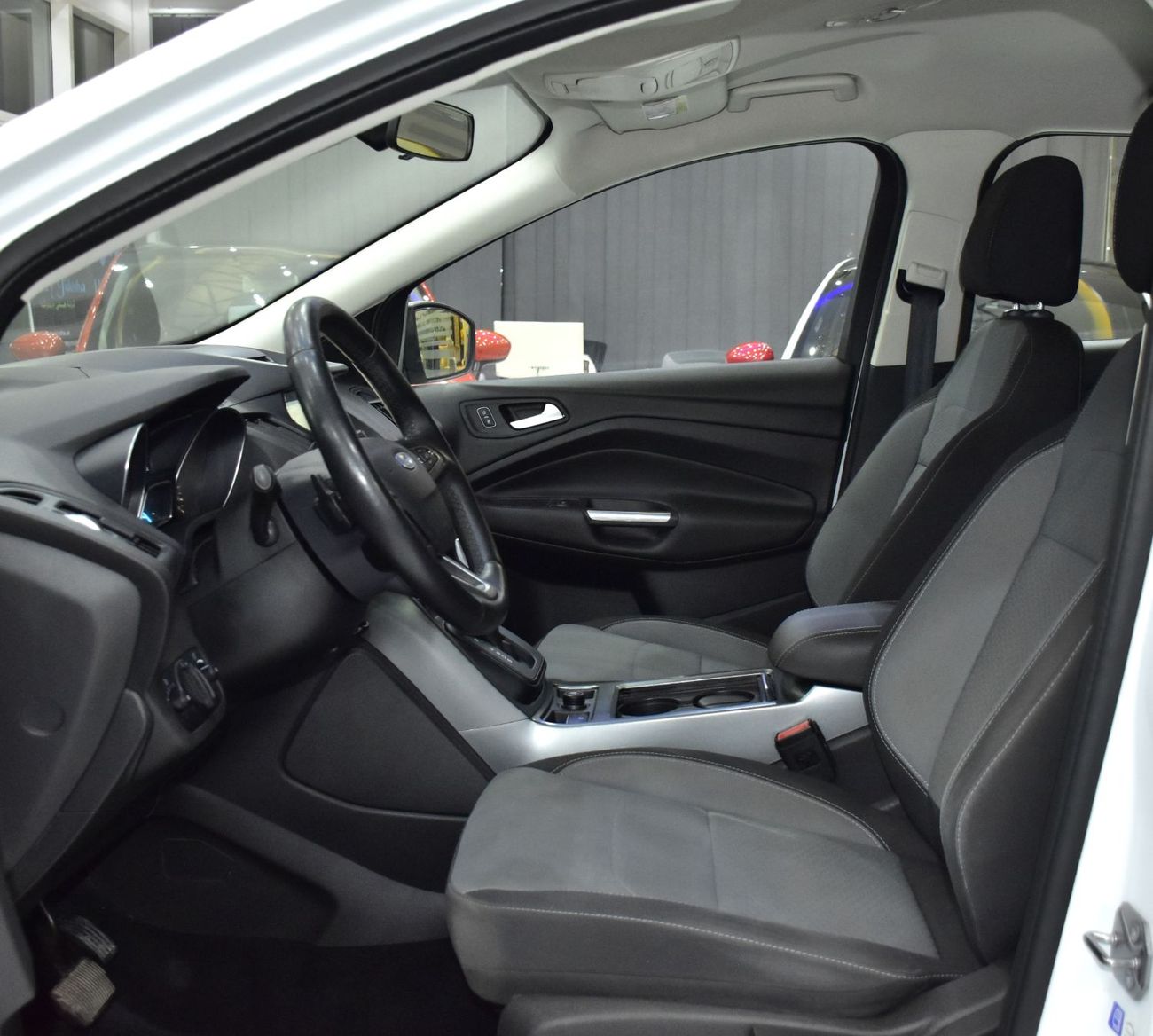 فورد إيسكاب EXCELLENT DEAL for our Ford Escape ( 2017 Model ) in White Color GCC Specs