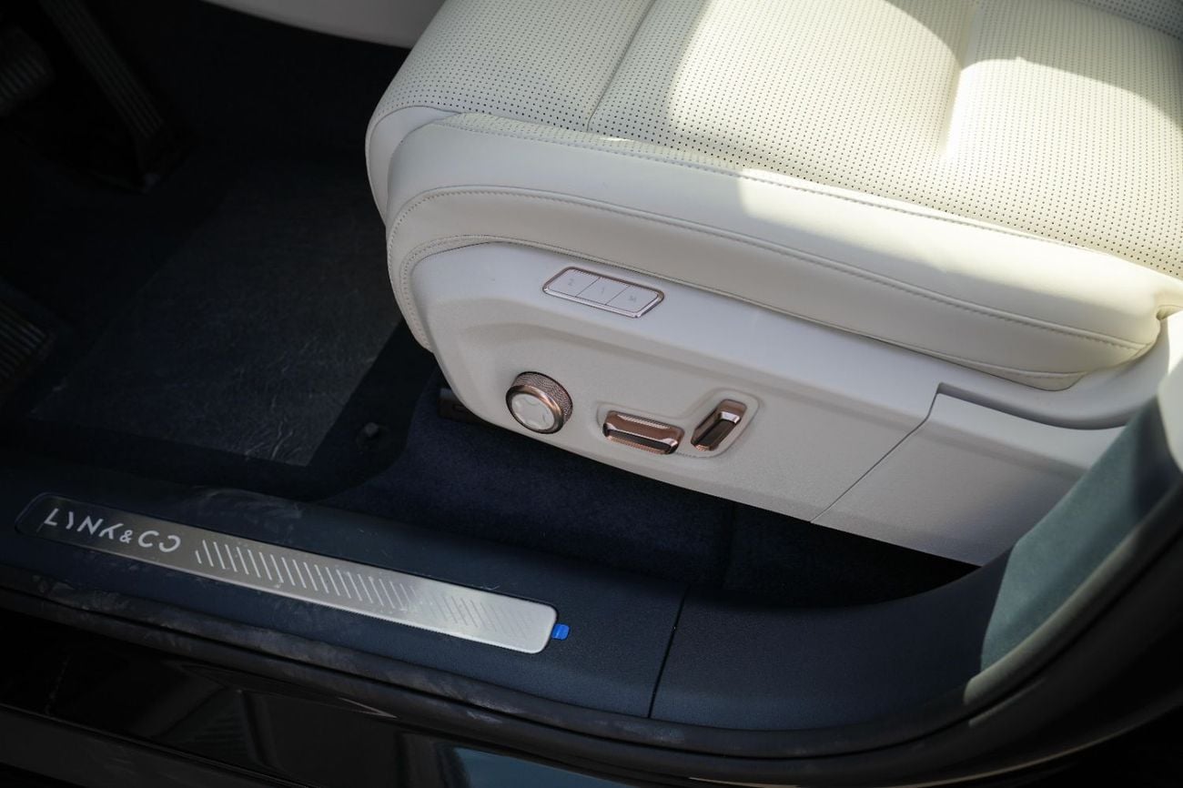 Lynk & Co 900 LYNK & CO 900 ULTRA 2.0 II 2025