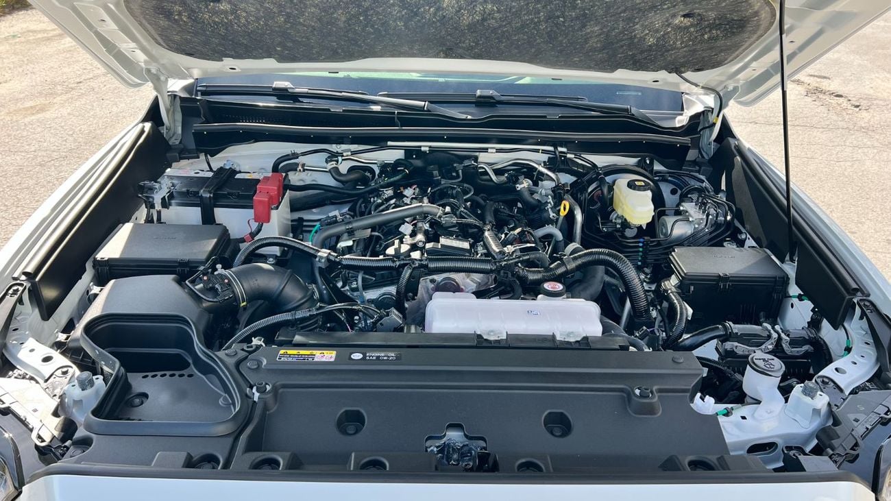 تويوتا فور رنر Limited 2.4L Turbo 7-Seater 7-Seater