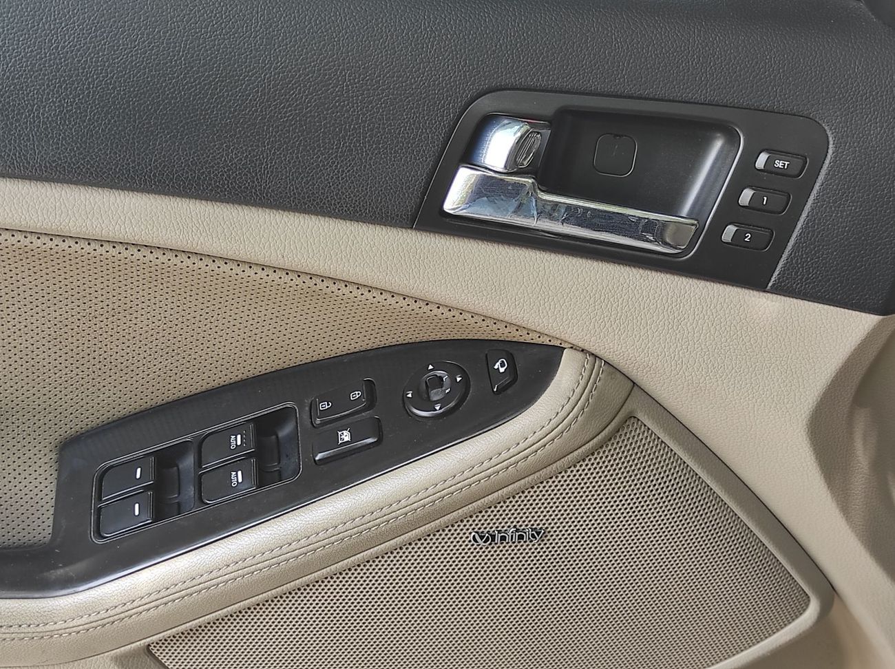 Kia Optima SX 2.0L Kia Optima 2013 Hybrid Sx Full options no1