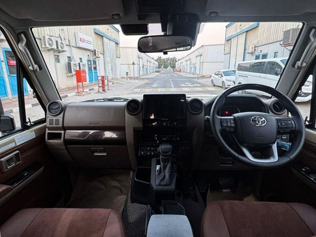 Toyota Land Cruiser S- DLX 71 LX 2.8 AUTO 4.0 AUTO (EXPORT ONLY) (RIGHT HAND DRIVE)